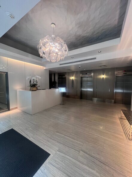 More Photos Of 150 SE 2nd Ave, Miami Office Residential For Sale