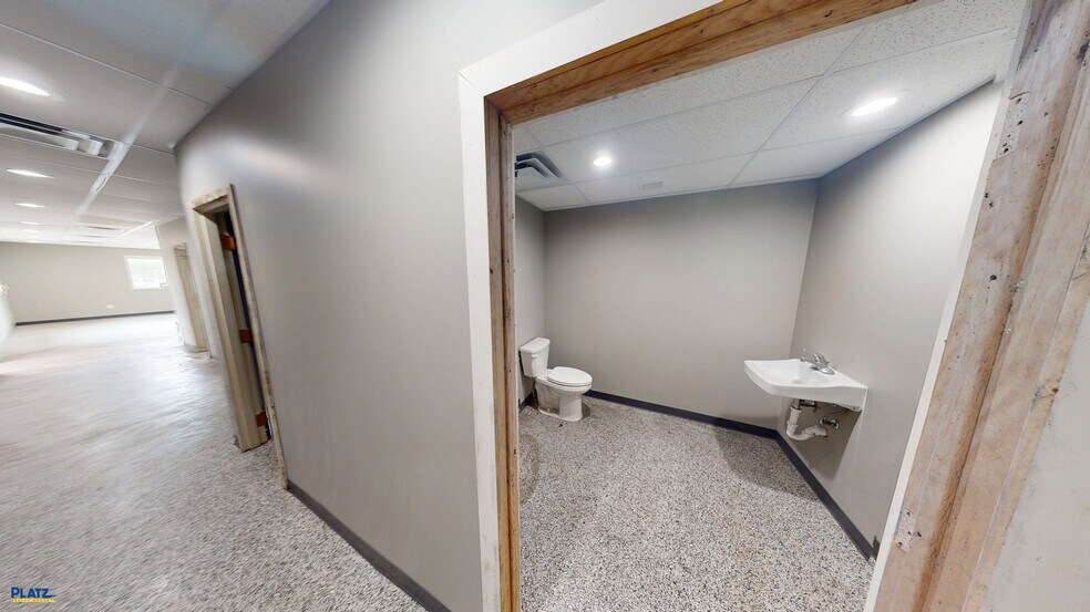 More Photos Of 438 E Main St, Andover Freestanding For Lease