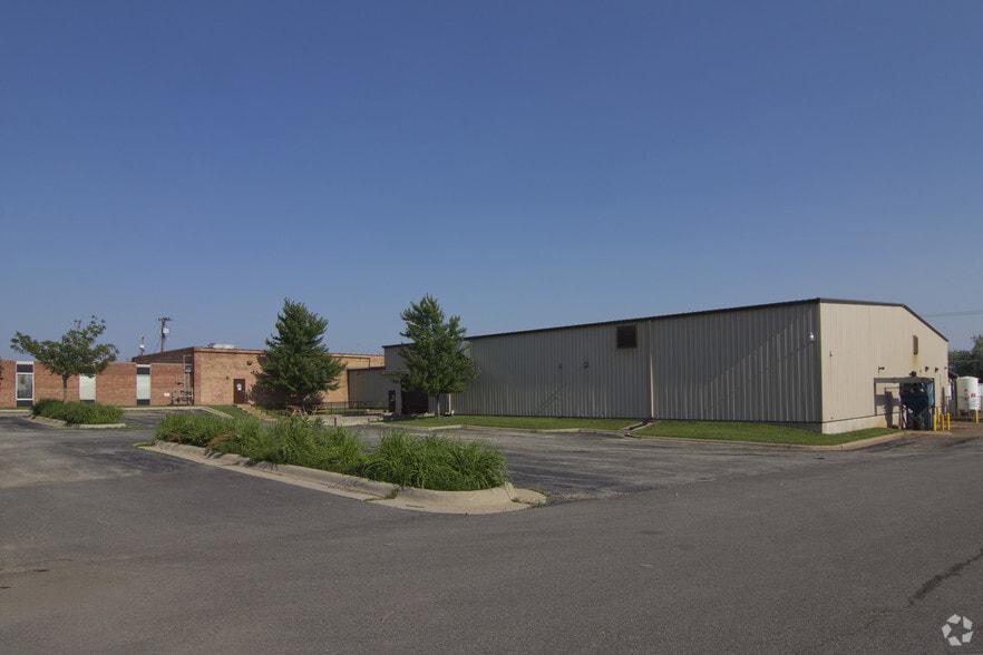 More Photos Of 5055 26th Ave, Rockford Industrial For Lease