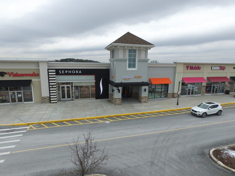 More Photos Of 70 Worcester Providence Tpke, Millbury Unknown For Lease