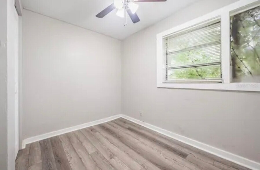 More Photos Of 4209 N 14th St, Tampa Multifamily For Sale