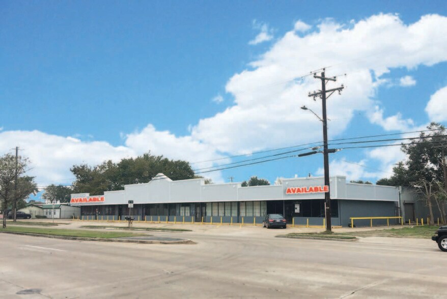 More Photos Of 5602-5608 Pinemont Dr, Houston Storefront Retail Office For Lease