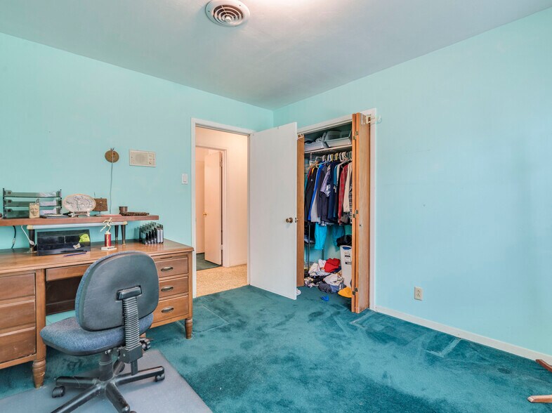 More Photos Of 12900 Lowden Ln, Manchaca Specialty For Lease