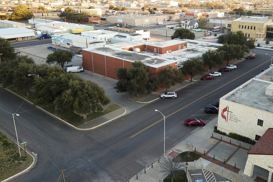 More Photos Of 201 E Illinois Ave, Midland Office For Sale