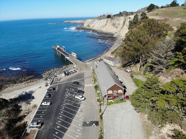More Photos Of 810 Port Road, Point Arena Restaurant For Sale