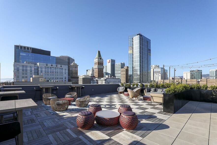 More Photos Of 1100 Webster St, Oakland Apartments For Lease