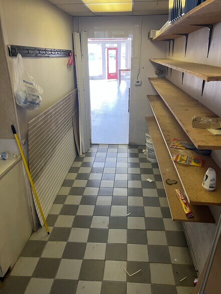 More Photos Of 111-113 N Shiawassee St, Corunna Storefront Retail Residential For Sale