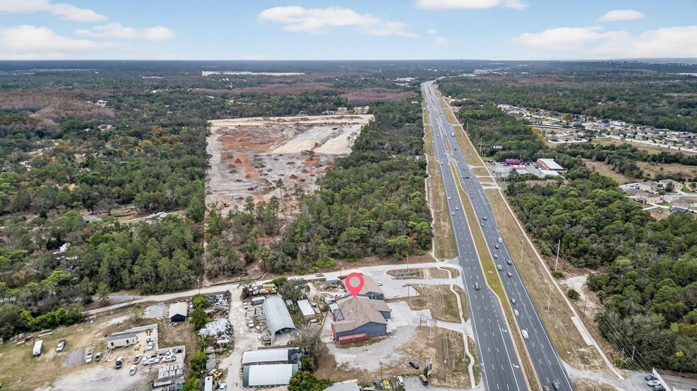 More Photos Of 18508-18510 US Highway 19, Hudson Light Manufacturing For Lease