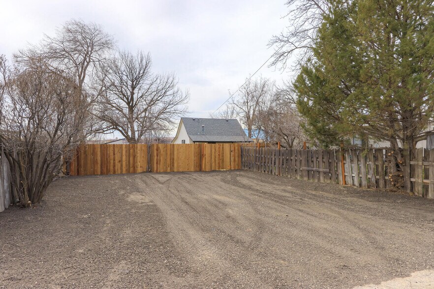 More Photos Of 218 N Avenue C, Kuna Apartments For Sale