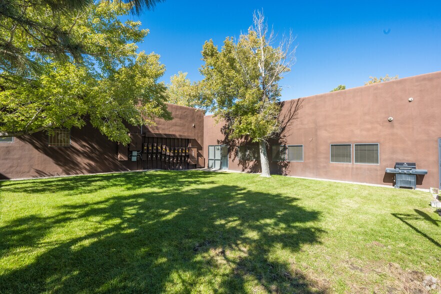 More Photos Of 2700 Yale Blvd SE, Albuquerque Office For Lease