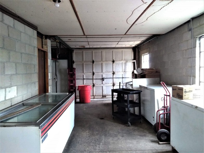 More Photos Of 124 Mahoning Dr E, Lehighton Storefront For Sale