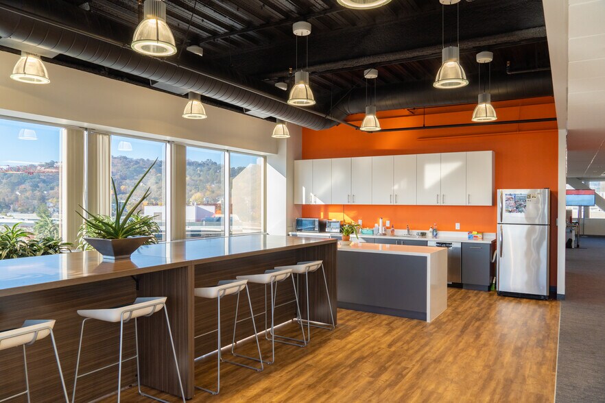 More Photos Of 2121 N California Blvd, Walnut Creek Office For Lease