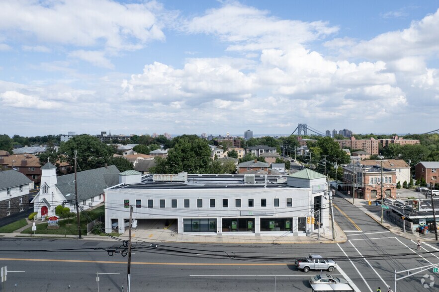 More Photos Of 2400 Lemoine Ave, Fort Lee Office For Lease