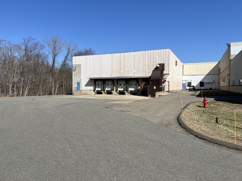 More Photos Of 500 S Broad St, Meriden Manufacturing For Lease