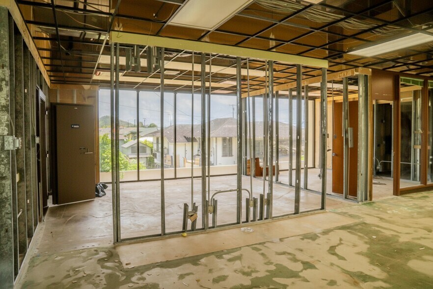 More Photos Of 4434 Hardy St, Lihue Office For Sale