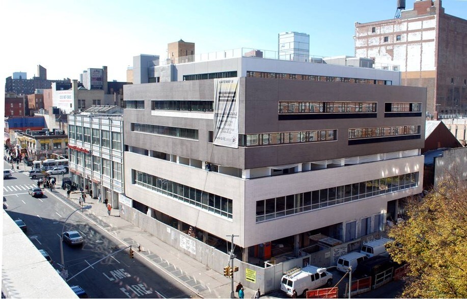 More Photos Of 2082-2090 Lexington Ave, New York Office For Sale