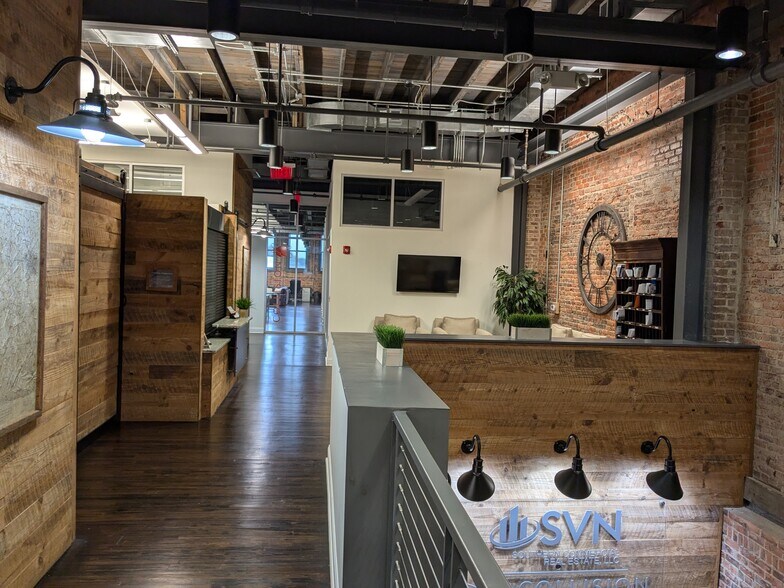 More Photos Of 116 E Main St, Rock Hill Office For Lease