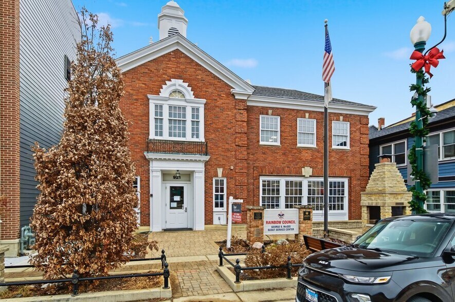 Primary Photo Of 921 S State St, Lockport Office For Sale