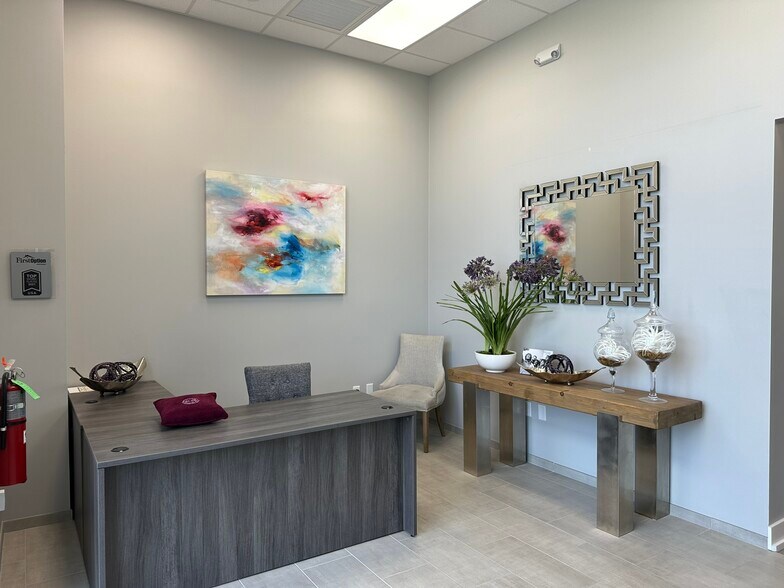 More Photos Of 9373 Baringer Foreman Rd, Baton Rouge Office For Sale