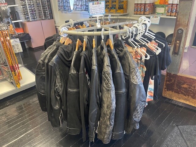 More Photos Of 121 1st Street 1st, Soldier Storefront Retail Residential For Sale