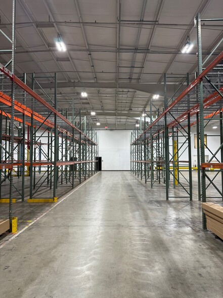 More Photos Of 2625 Kotter Ave, Evansville Manufacturing For Sale