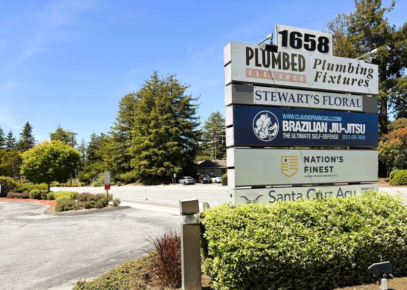 More Photos Of 1658 Soquel Dr, Santa Cruz Unknown For Lease