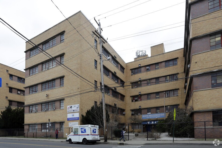 More Photos Of 480 Barnum Ave, Bridgeport Warehouse For Lease