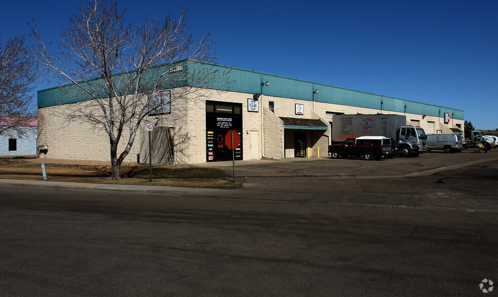 More Photos Of 11450 N Cherokee St, Northglenn Warehouse For Lease