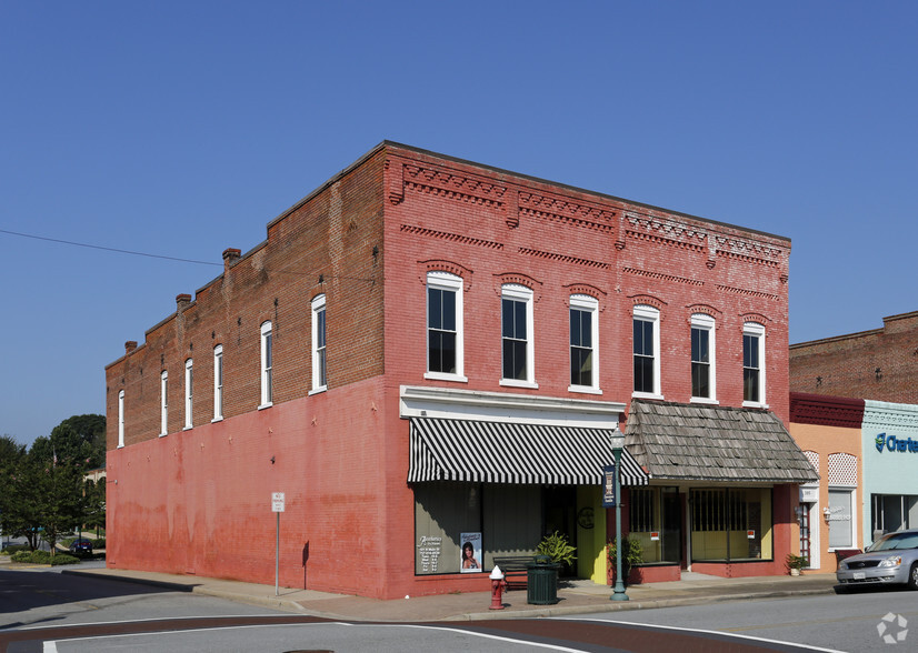 Primary Photo Of 103 N Main St, Franklin Storefront Retail Office For Lease