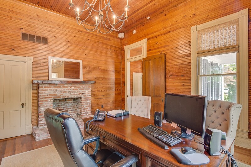 More Photos Of 7642 Poplar Pike, Germantown Office For Sale