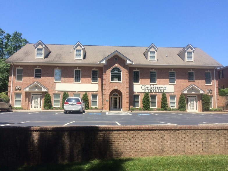 More Photos Of 2050 Buford Hwy, Buford Unknown For Lease