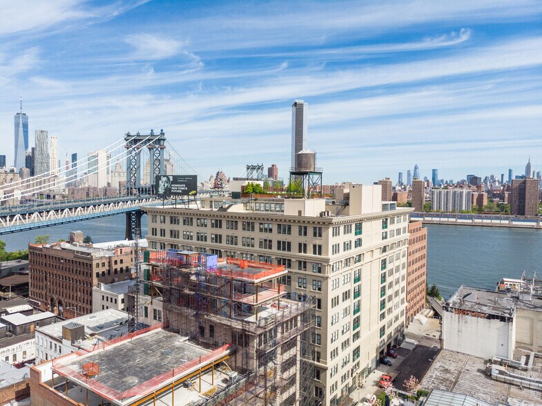 More Photos Of 20 Jay St, Brooklyn Loft Creative Space For Lease