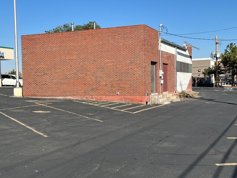 More Photos Of 2800 W 10th St, Greeley Restaurant For Sale