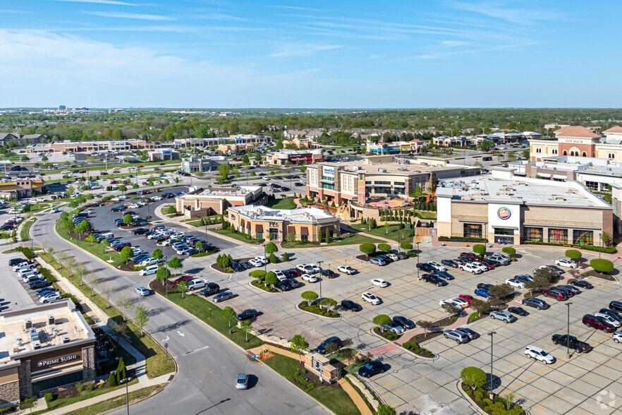 More Photos Of 135th St And Metcalf Ave, Overland Park Unknown For Lease