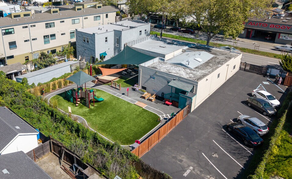 More Photos Of 1422 San Pablo Ave, Berkeley Lodge Meeting Hall For Lease