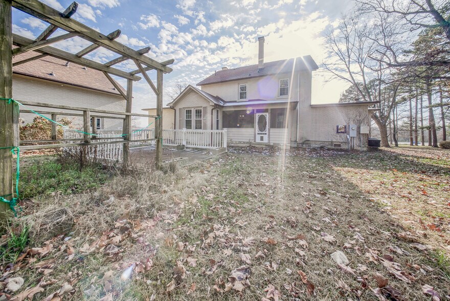 More Photos Of 1601 Missouri 72 Rt, Rolla Hospitality For Sale