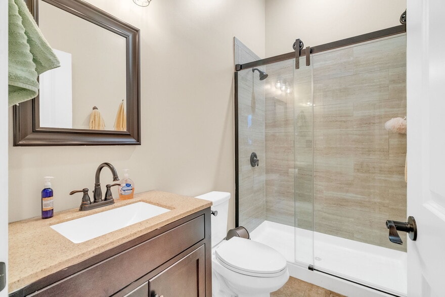 More Photos Of 306-310 Huron Ave, Port Huron Freestanding For Sale