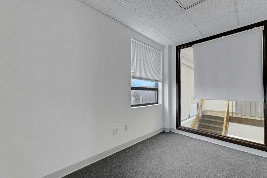 More Photos Of 117 Central Ave, Hackensack Office Residential For Lease