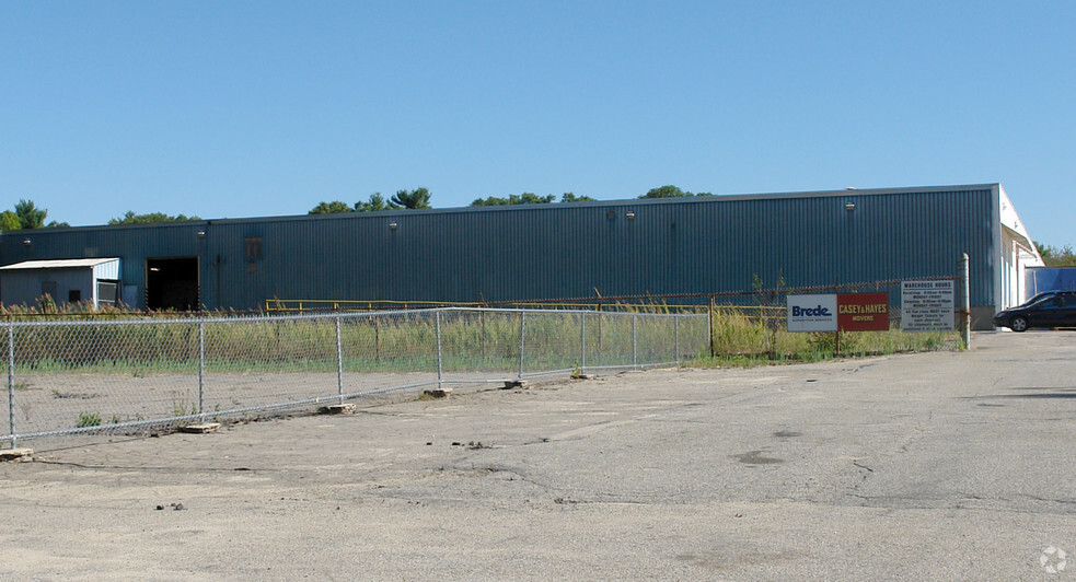 Primary Photo Of 100 Industrial Park Rd, Hingham Warehouse For Lease