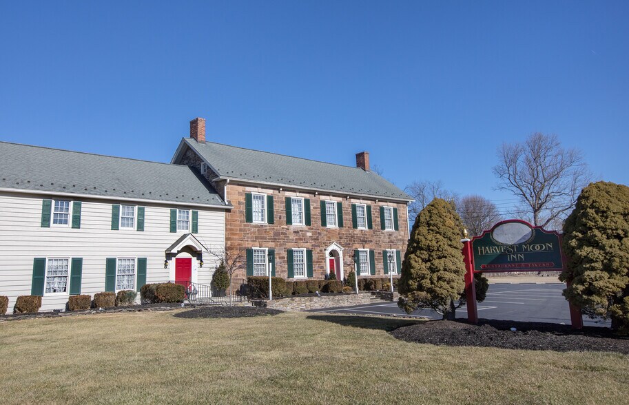 More Photos Of 1039 Old York Rd, East Amwell Township Restaurant For Sale