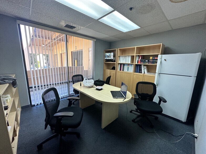 More Photos Of 11937-11939 Woodruff Ave, Downey Unknown For Lease