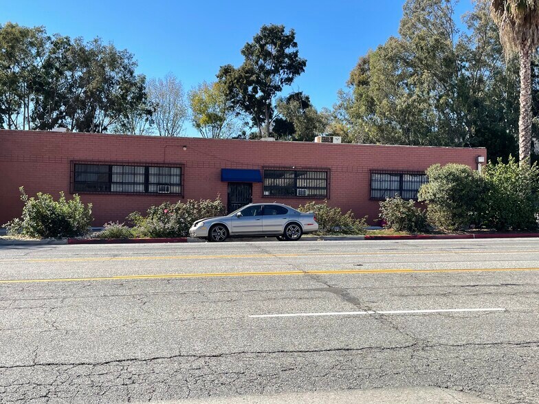 More Photos Of 1401 Monterey Pass Rd, Monterey Park Manufacturing For Lease