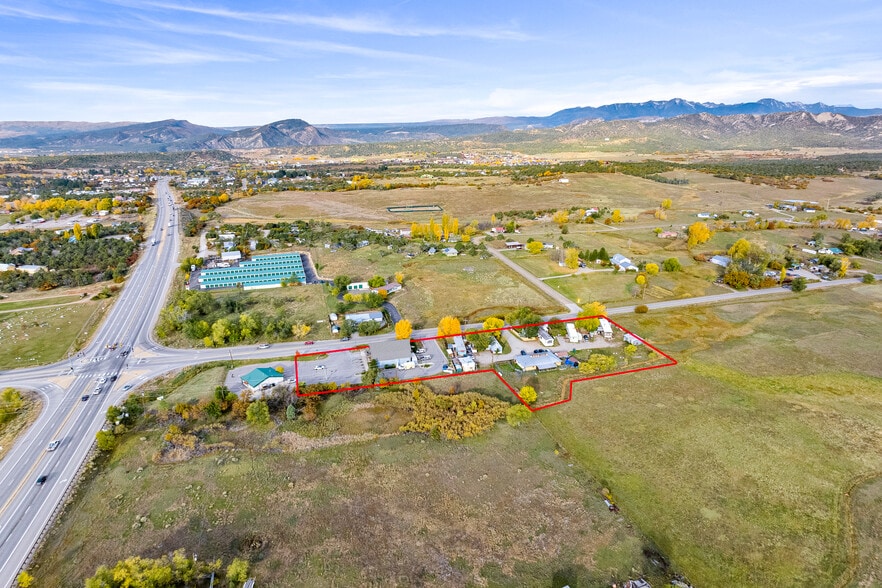 More Photos Of 60 County Road 234, Durango Flex For Sale
