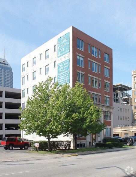 More Photos Of 127 E Michigan St, Indianapolis Loft Creative Space For Lease