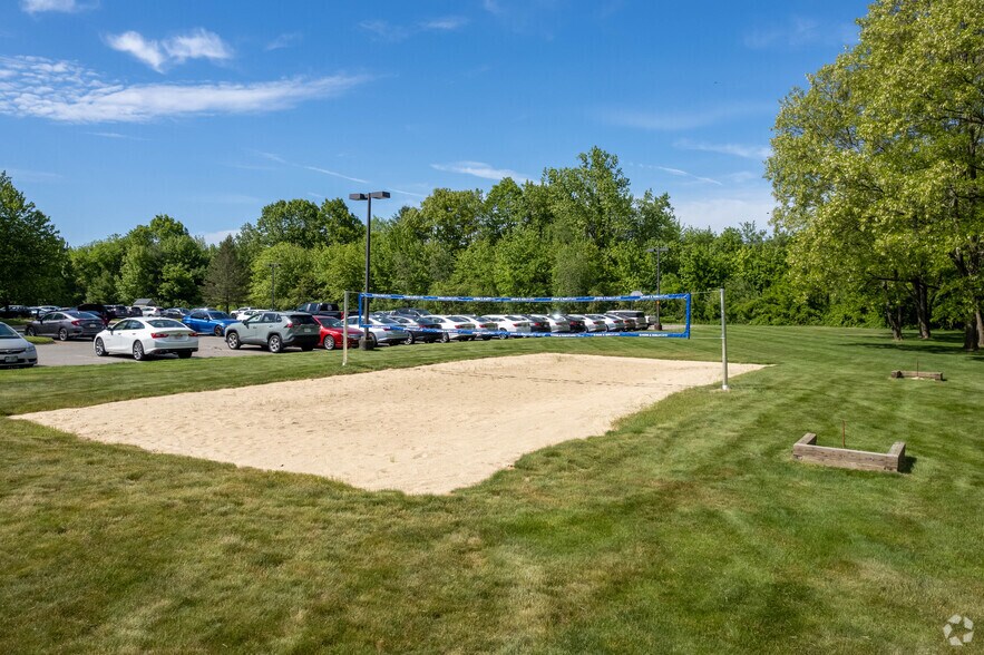 More Photos Of 1 Monarch Dr, Littleton Office For Lease