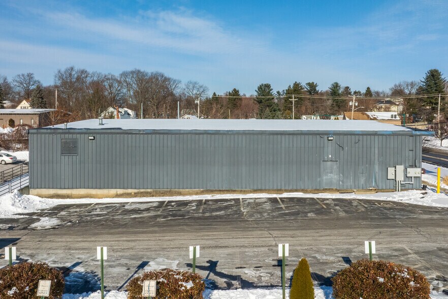 More Photos Of 71 Pullman St, Worcester Flex For Lease