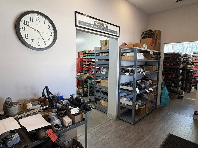 More Photos Of 928 County Road 480, Marquette Service For Sale