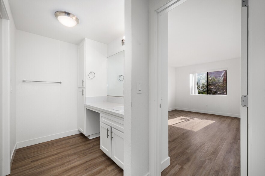 More Photos Of 3608 W Orange Ave, Anaheim Apartments For Sale