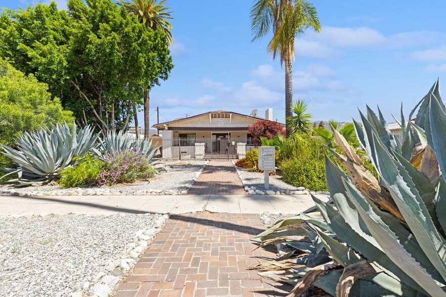 More Photos Of 480 W 18th St, San Bernardino Apartments For Sale