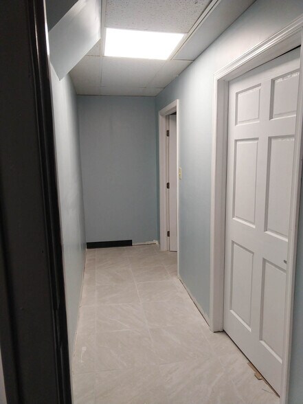 More Photos Of 54 Church St, New Milford Storefront Retail Office For Lease